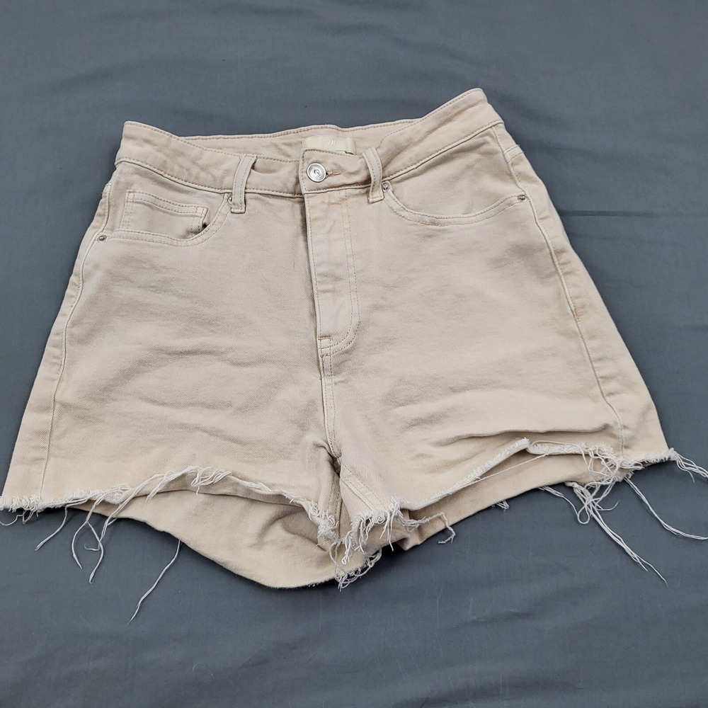 HM Womens High Waisted Raw Hem Denim Shorts‎ Beige Tan Size 4 Cut Off Summer